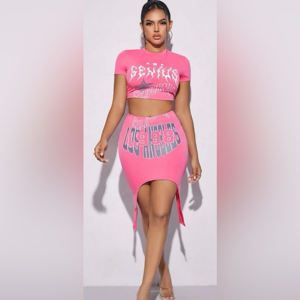 (2) piece crop top and skirt pink L (8/10)